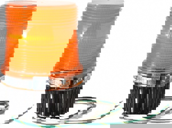 Single Flash Strobe Light: Amber, Pipe & Surface Mount, 120VAC